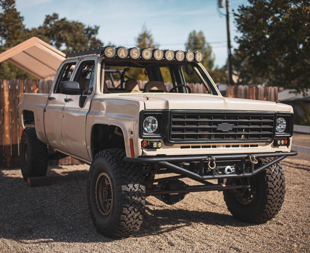 1973 Squarebody Chevy K30 Crew Cab on 38s Prerunner