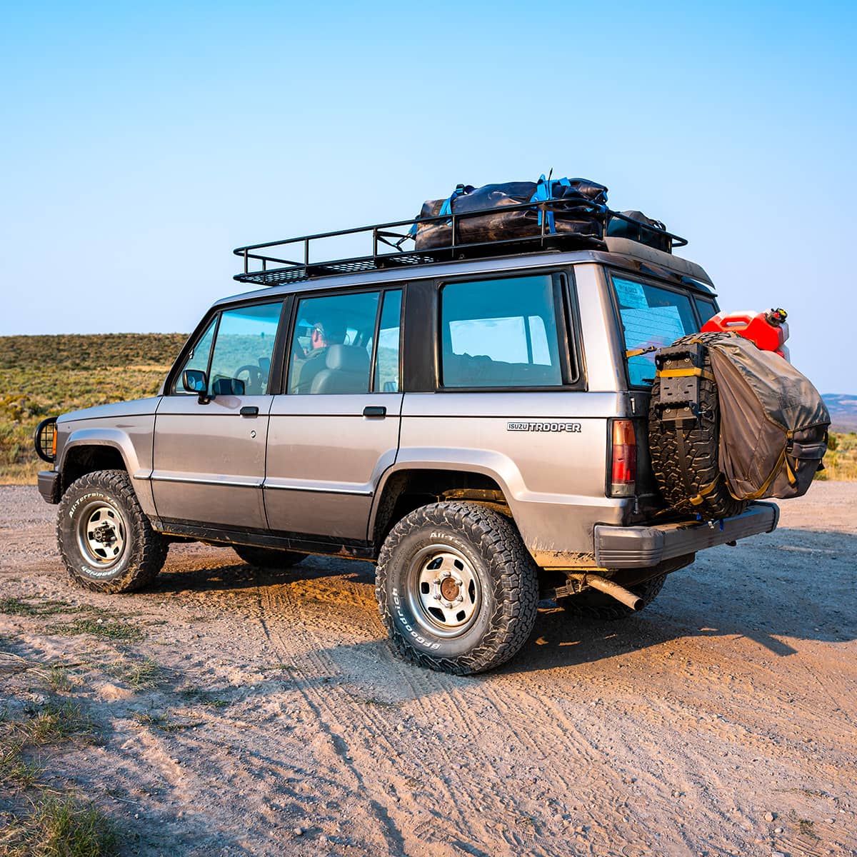 1st gen Isuzu Trooper: Budget Off-roader with Vintage 4x4 Looks