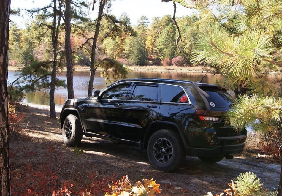 Jeep Grand Cherokee 32 inch Tires Pictures and Wheel Specs