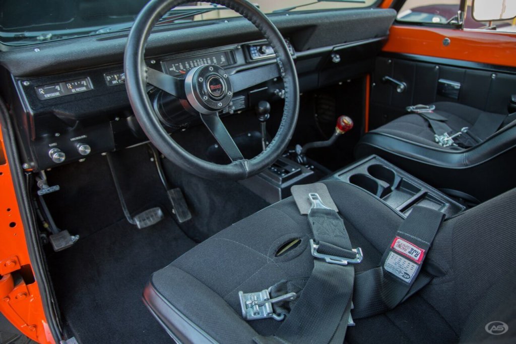 1973 international scout suspension seats