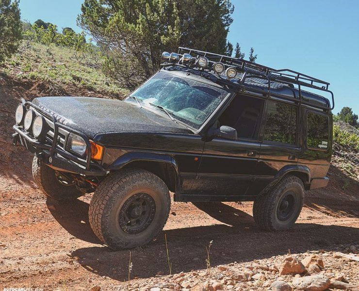 1994 Land Rover Discovery lifted 35 inch tires