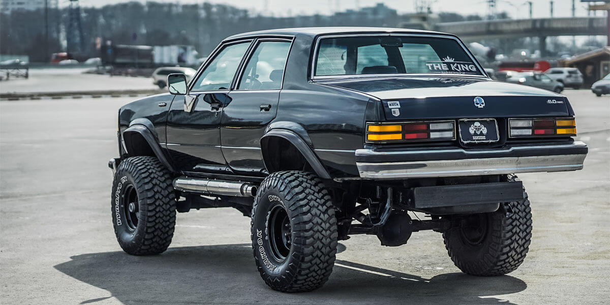 Lifted Chevy Malibu on Blazer K5 Chassis with 33"s