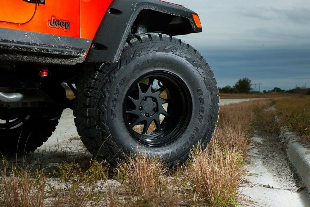 Jeep Wrangler 17" Rotiform Rims and 37 off-road Tires