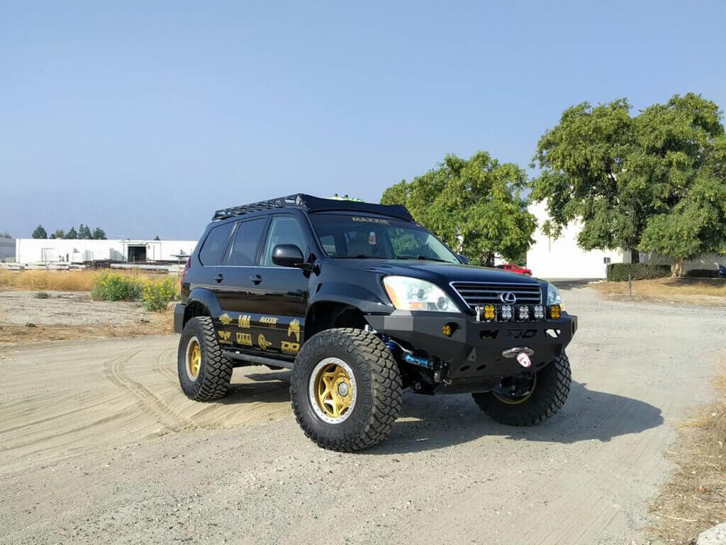 Lexus GX470 on Maxxis Razr M/T Tires sized 35 x 12.5 x 17