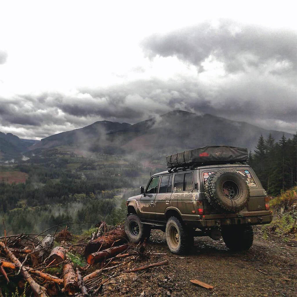 Toyota Land Cruiser FJ60 Overland