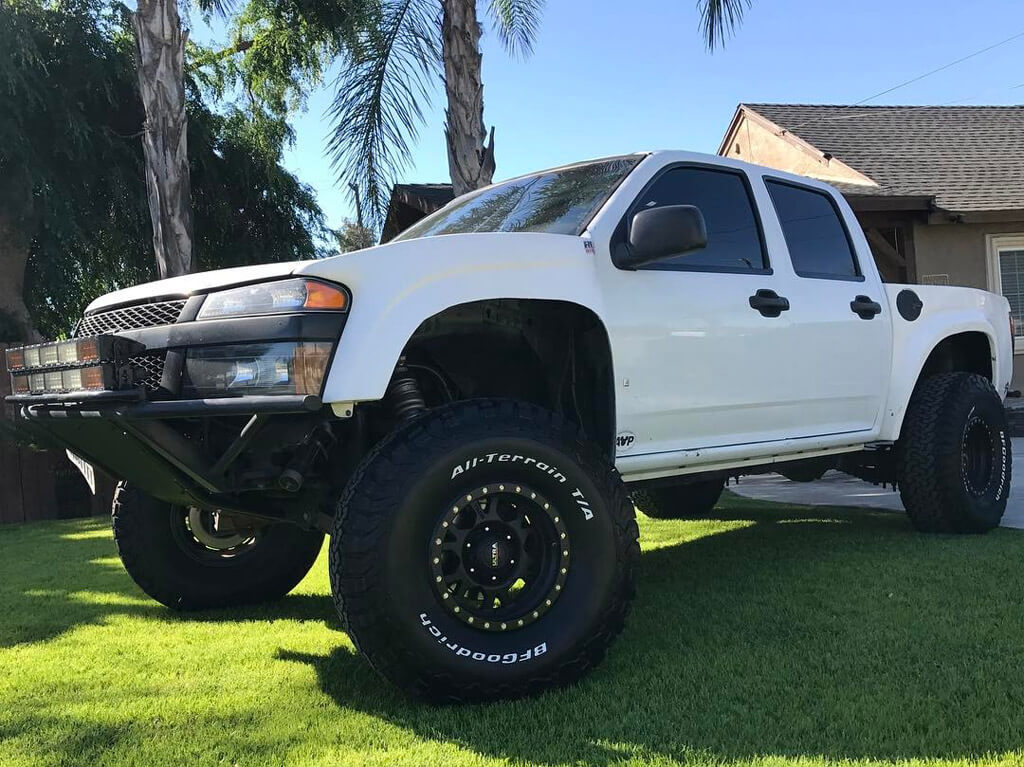 Chevy Colorado prerunner with CWF offroad bumper