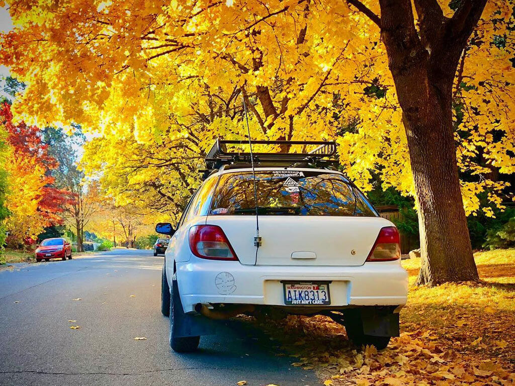 Subaru Impreza with Yakima cargo basket