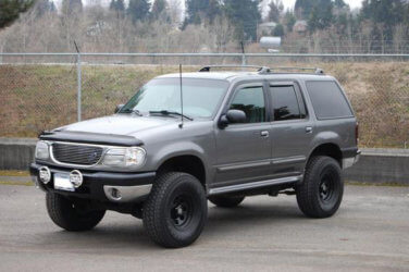 Ford Explorer 285 65 17 offroad wheels