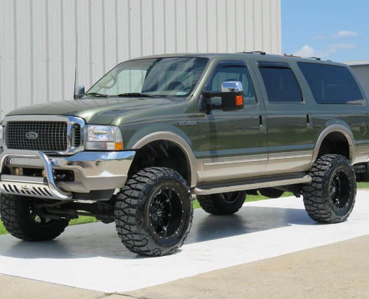 Lifted Ford Excursion on 37s