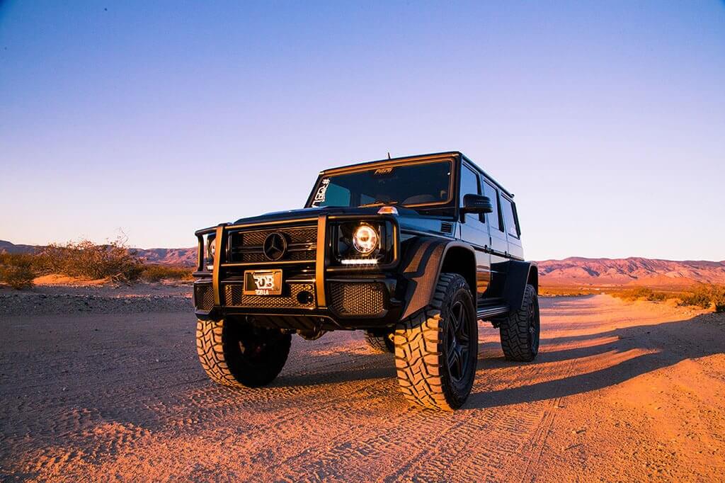 Lifted Mercedes Gwagon on 35 inch tires and portal axles