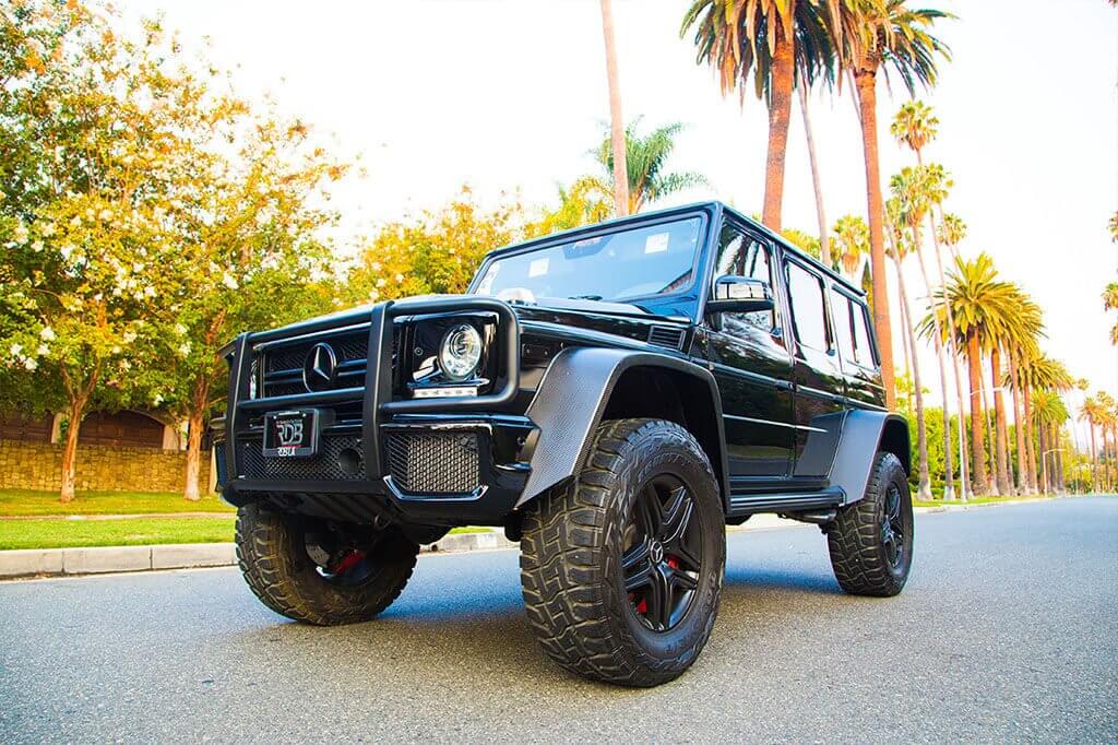 Lifted Mercedes Gwagon with a grille guard