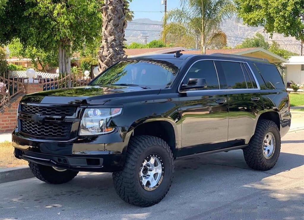 long travel chevy tahoe