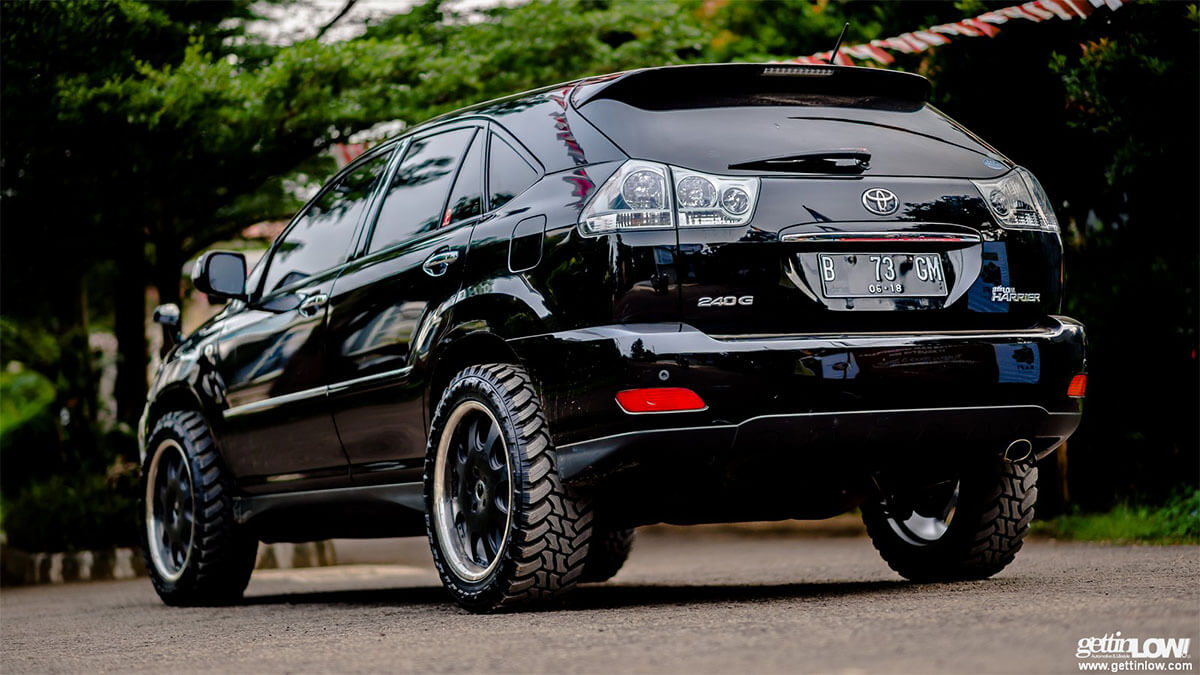 lifted lexus rx with 32 inch tires