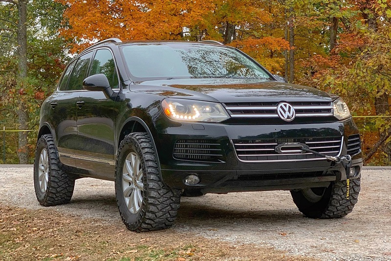 Lifted Volkswagen Touareg With 33 Mud Tires small