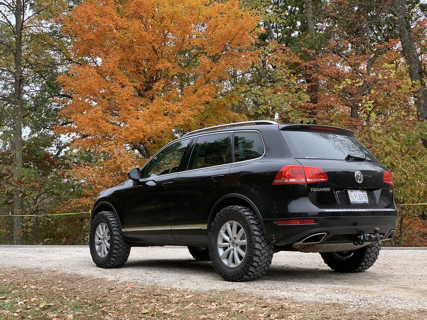 Formode sø koncept Lifted Volkswagen Touareg With 33" Mud Tires - offroadium.com