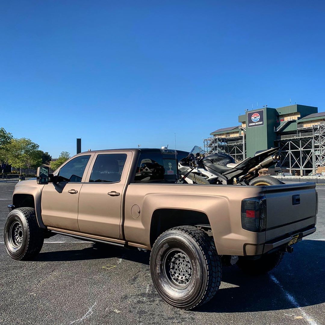 Chevy Silverado 2500 Duramax prerunner with FiberWerx 3 inch Front Fenders