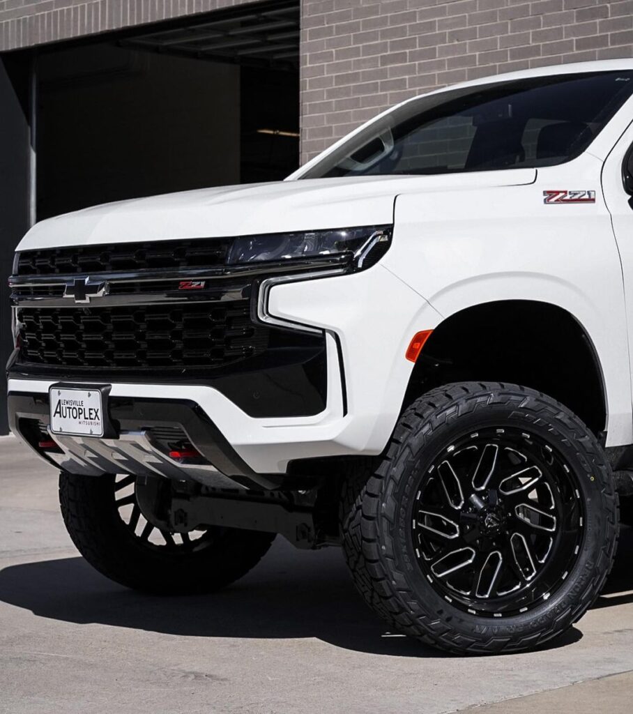2022 Chevy Tahoe z71 on 35s
