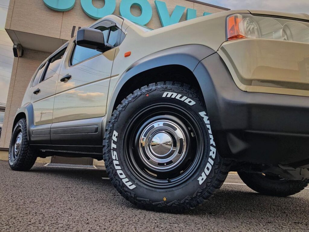 Honda Crossroad with Mud Terrain tires