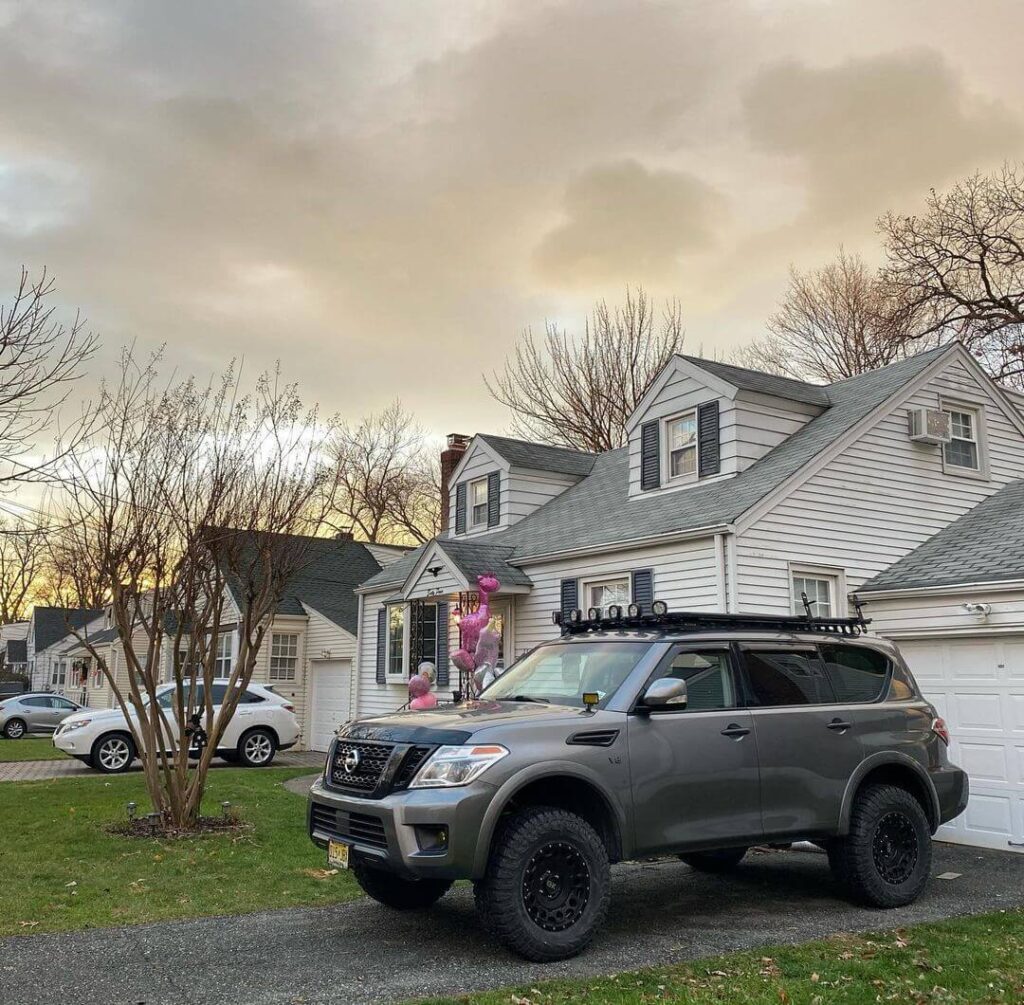 Lifted Nissan Armada Patrol Infiniti QX80 on big wheels