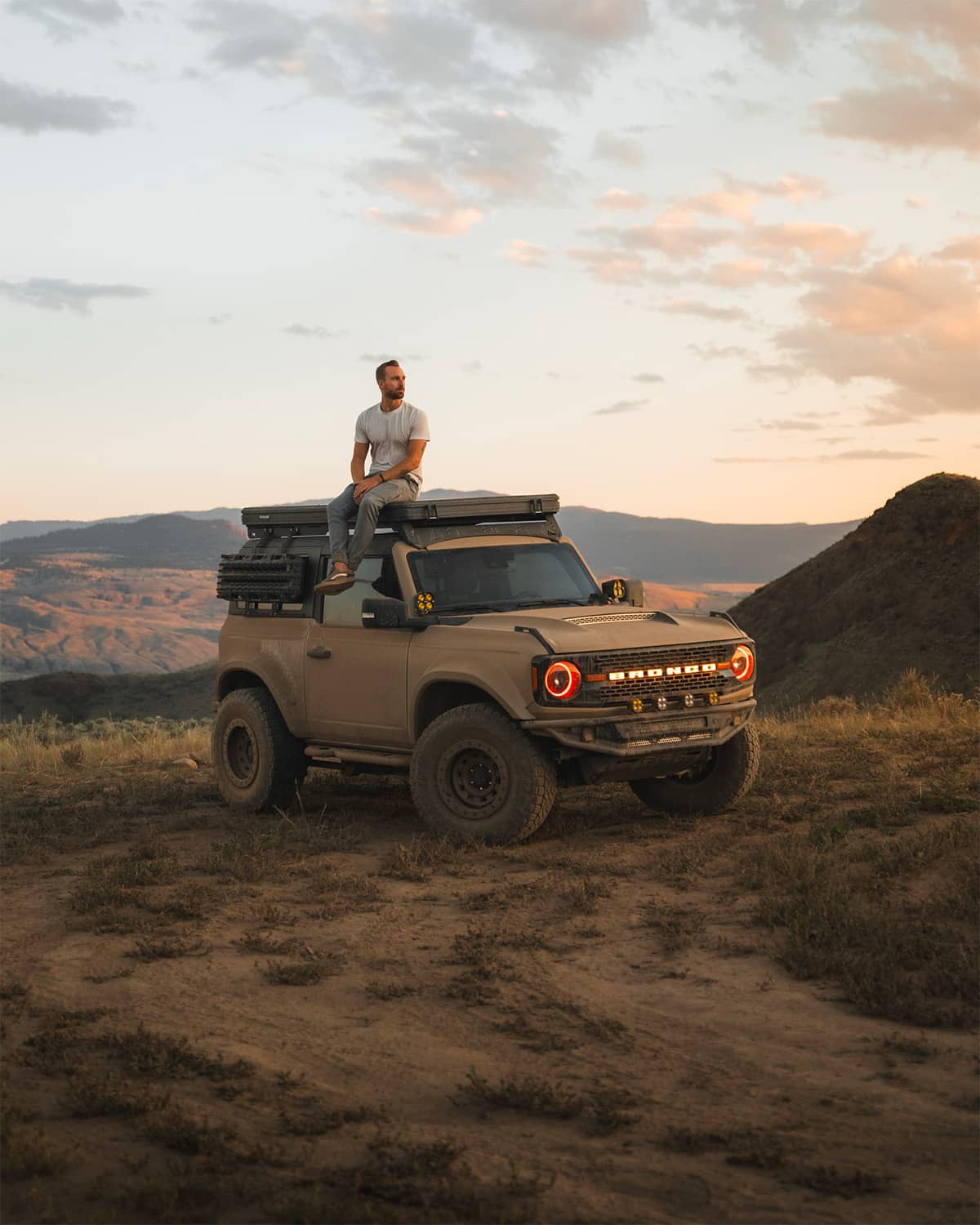 Brad Flowerdew's Ford Bronco Overland Build