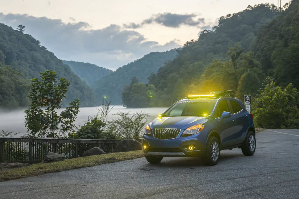 Buick Encore with LED Lightbar mounted on a roof rack