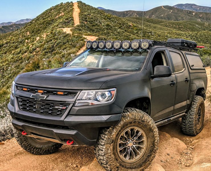 Chevu Colorado ZR2 on 37 inch tires and no lift