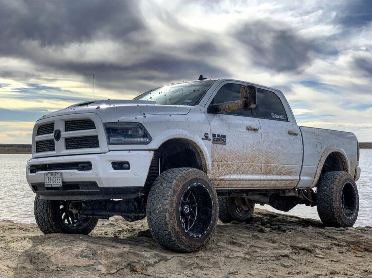 Meet the White Ghost – Lifted 2017 Dodge Ram 2500 Laramie on 37s ...