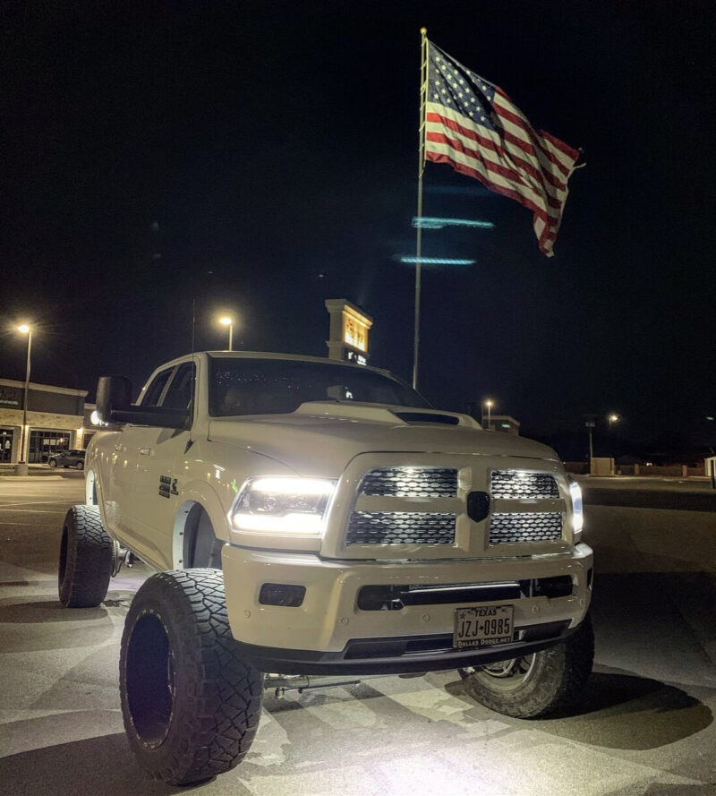 Meet The White Ghost – Lifted 2017 Dodge Ram 2500 Laramie On 37s ...