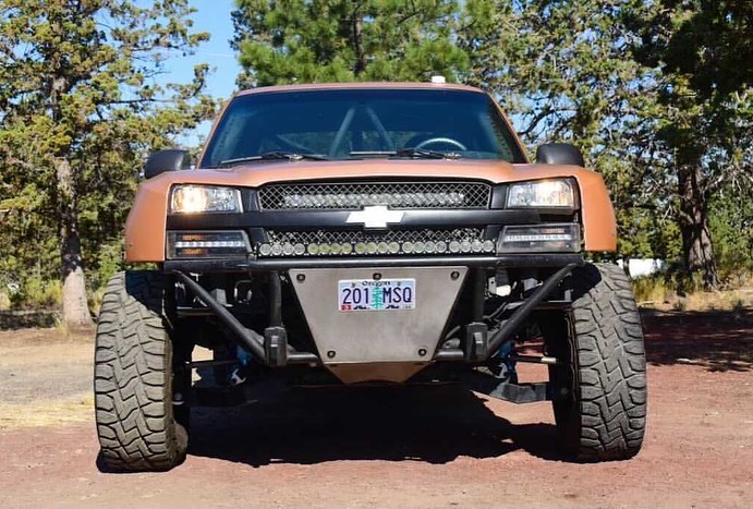 1999-2006 Chevy Silverado HD prerunner with tubula bumper and front end swap