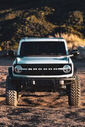 2-Door Ford Bronco Wildtrak Off road Build on 37s