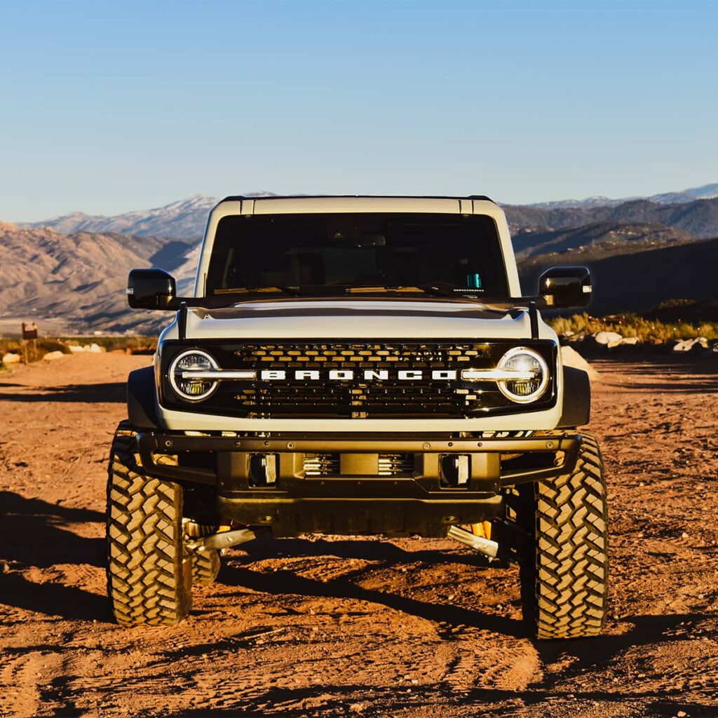 Lifted Ford Bronco Wildtrak With Off-road Mods Built by a Jeep Guy