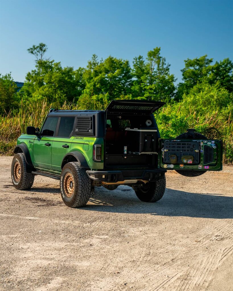 Ford Bronco 4-door drawer setup and molle panels for storage in cargo compartment