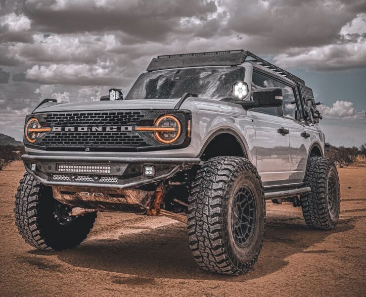 Ideal Ford Bronco Off Road Setup for Trails - 3" Lift, Fender Delete, and 37s