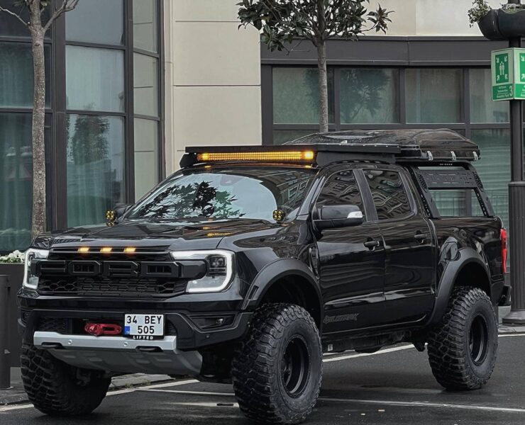 Lifted 2023 Ford Ranger T9 Wildtrack on 35s - an Off-road Build With Raptor Twist