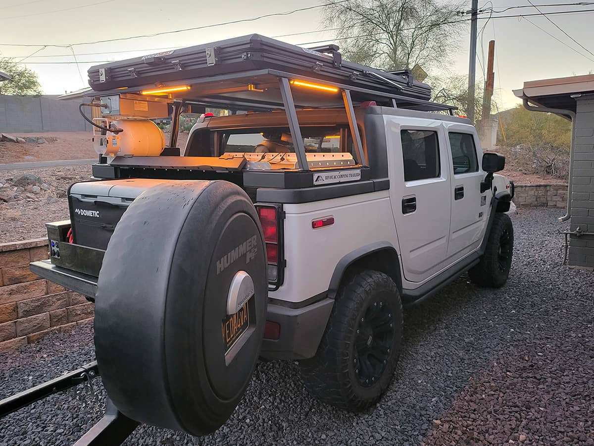 Hummer H2 SUT swing-out spare tire carrier