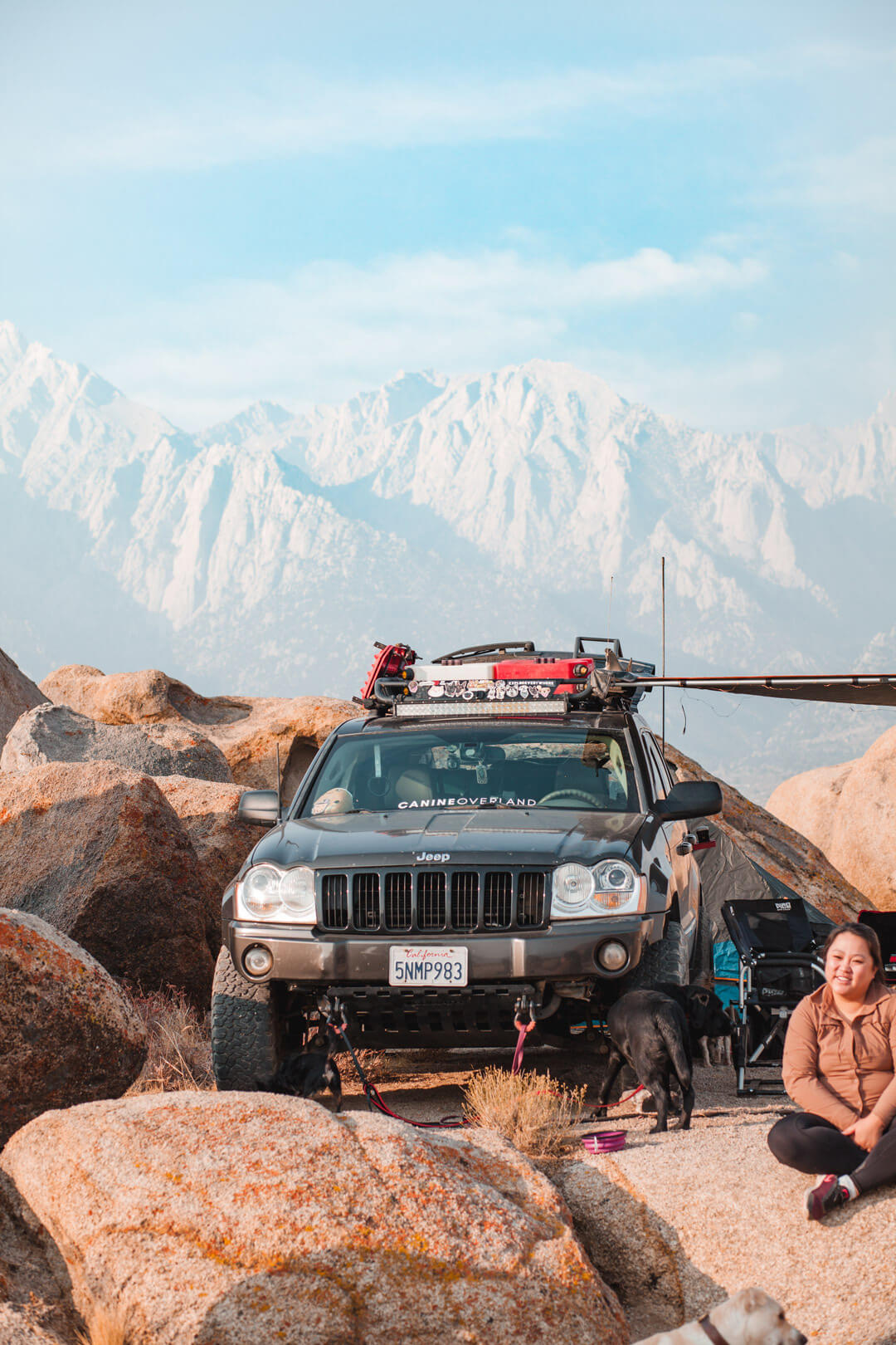 Lifted Jeep Grand Cherokee WK1 offroading