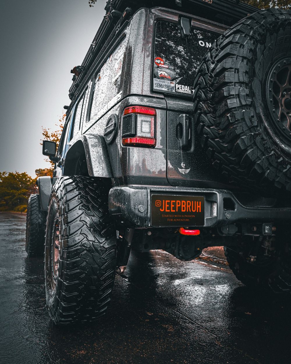 Team Toyo USA 40x13.50x17 open country M/T tires