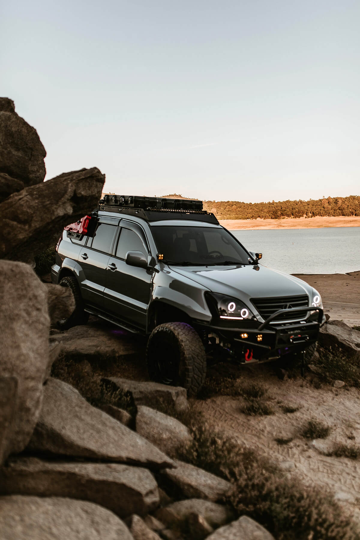 2005 Lexus GX470 rock crawling and winch bumper