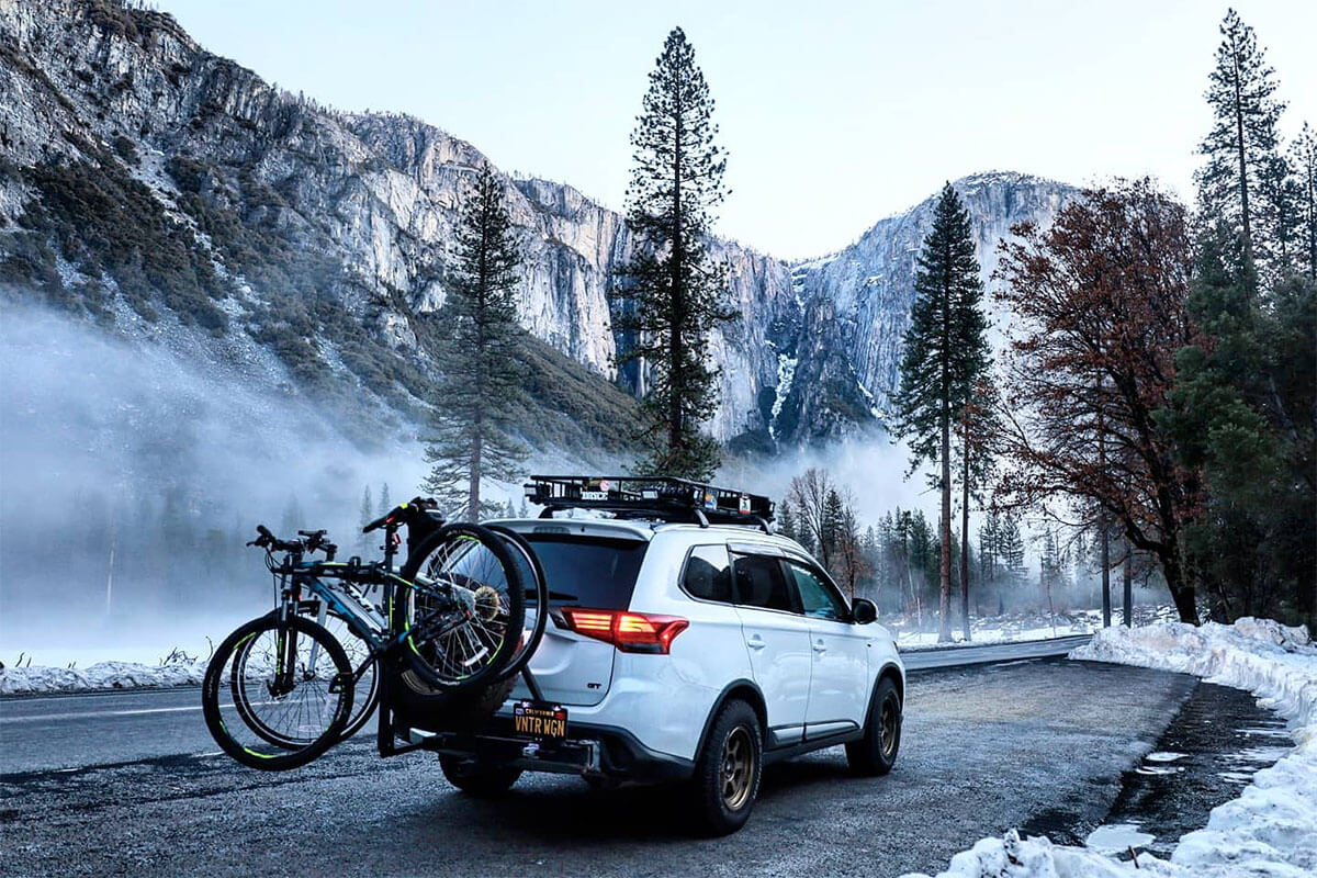 Mitsubishi Outlander bike carrier and a cargo rack