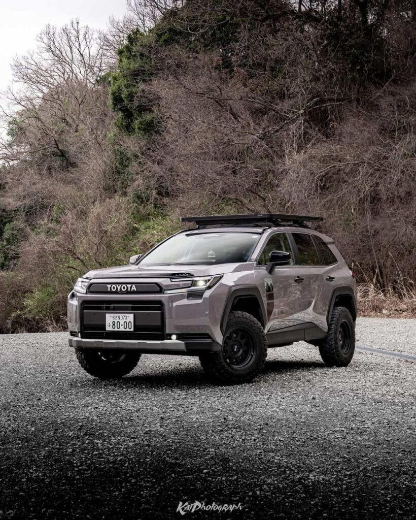 6th gen Toyota RAV4 XA60 with 2" lift from the 5th Gen model