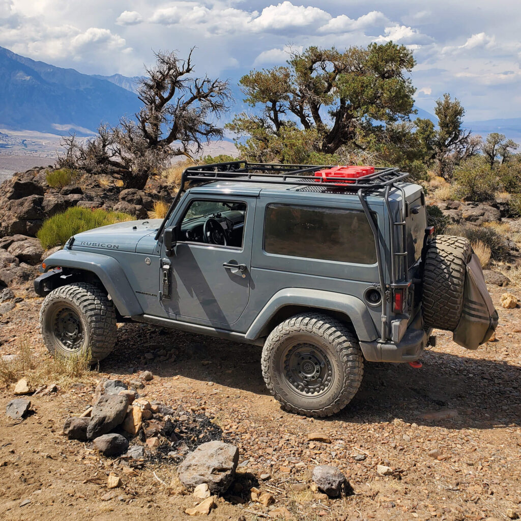 Simple & Functional – Lifted 2014 Jeep Wrangler Rubicon Built by a Purist