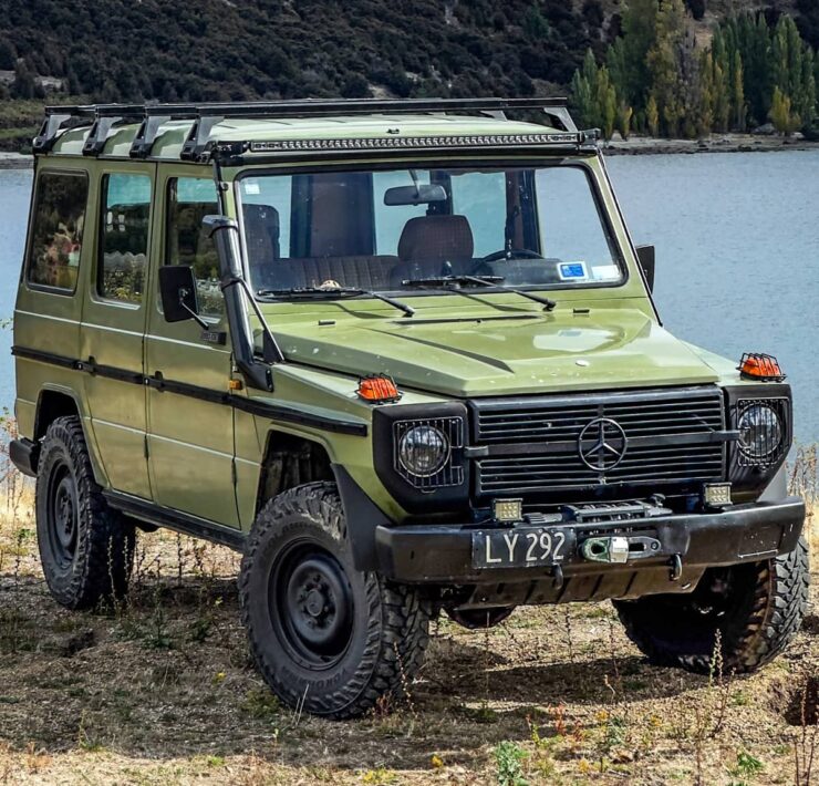 Military Green Mercedes G280 GE W460 classic 4×4 G-wagen