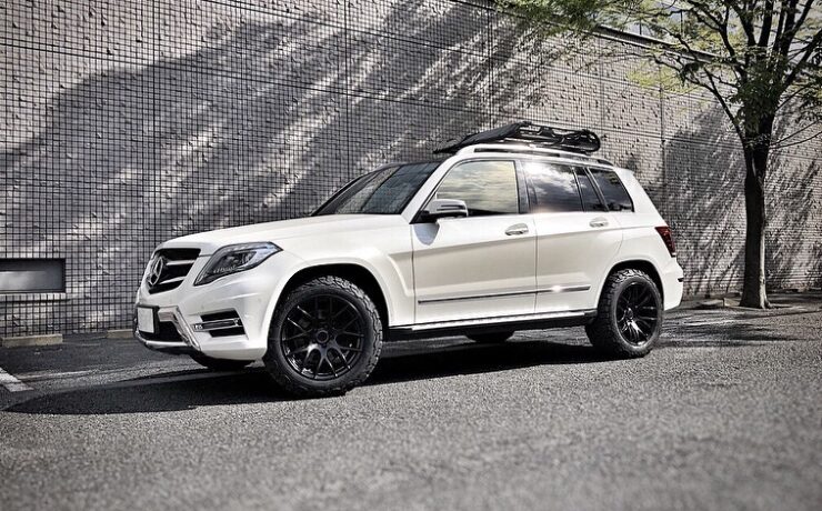 Lifted Mercedes GLK350 with offroad modifications