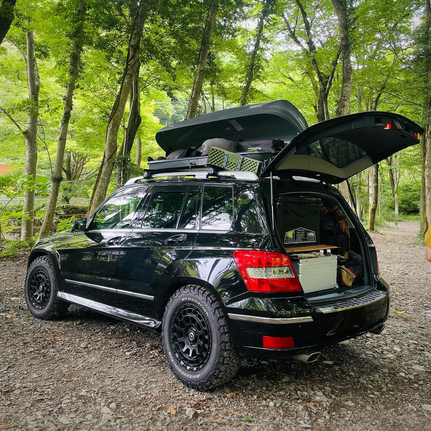 Offroad camping in a Mercedes GLK