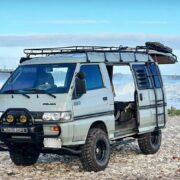 Mitsubishi Delica L300 with a 2.5" lift and 31" off-road tires