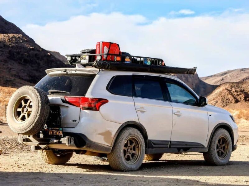 Mitsubishi Outlander 245/70/16 Tires + Lift Fitment Guide and Photos