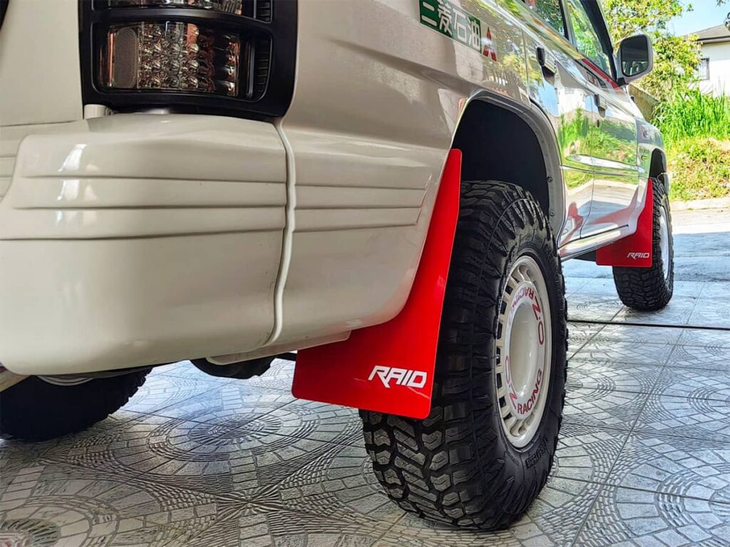 Red Rally-style Raid Mud Flaps