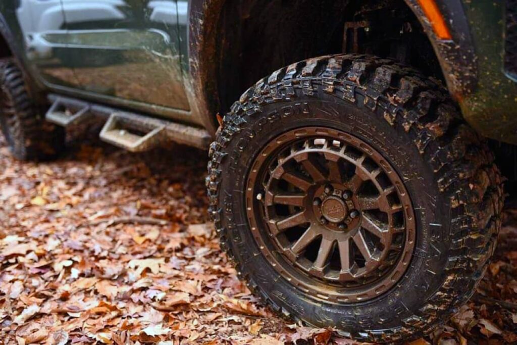 Black Rhino Raid custom wheels