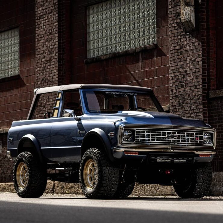 Open Top 1972 Chevy K5 Blazer on 35s aka Bully SEMA Project by Ringbrothers