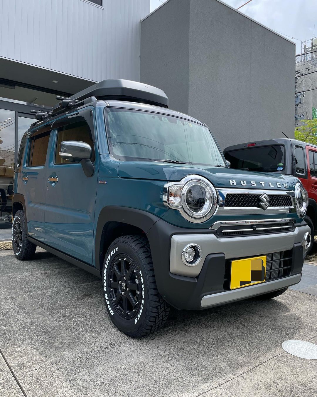 Suzuki Hustler with off-road style mods by IG @otoyo.jp